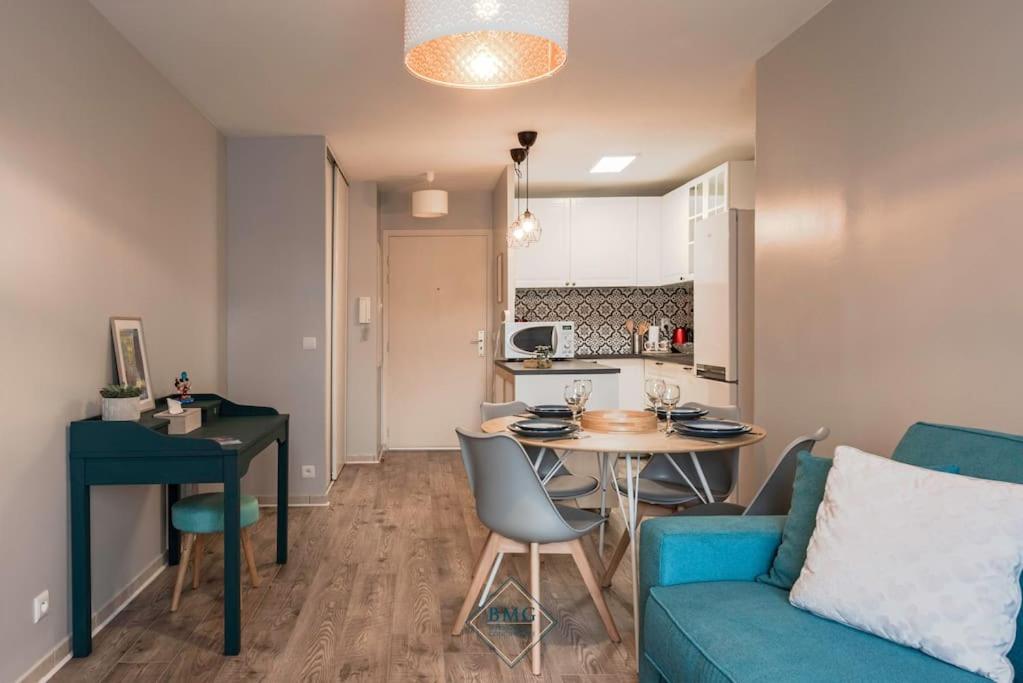 Toy Story Apartment Disneyland Bmyguest Chessy  Bagian luar foto